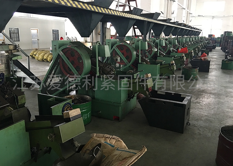 開(kāi)口型抽芯鉚釘生產(chǎn)設(shè)備